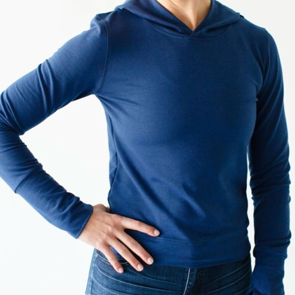 Born Primitive Sneak Peek Hoodie in Navy Blue Size Medium